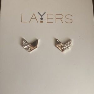 Brand New Silver Chevron Cz Stud - Hypoallergenic